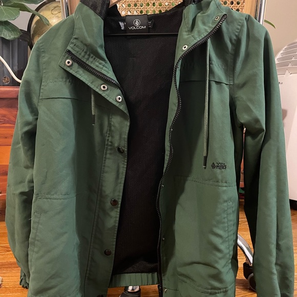 Green Rain Resistant Jacket - Picture 1 of 2